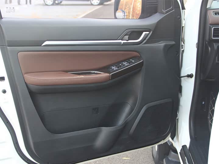 Фото 13 - Foton Tunland Yutu