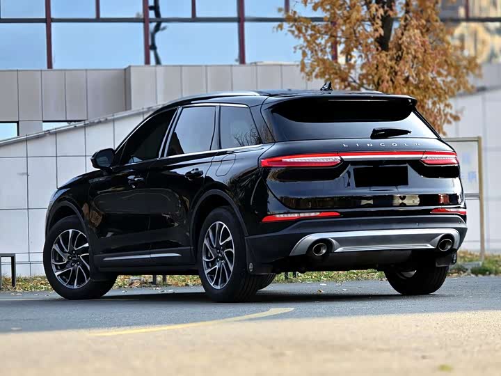 Фото 5 - Lincoln Corsair