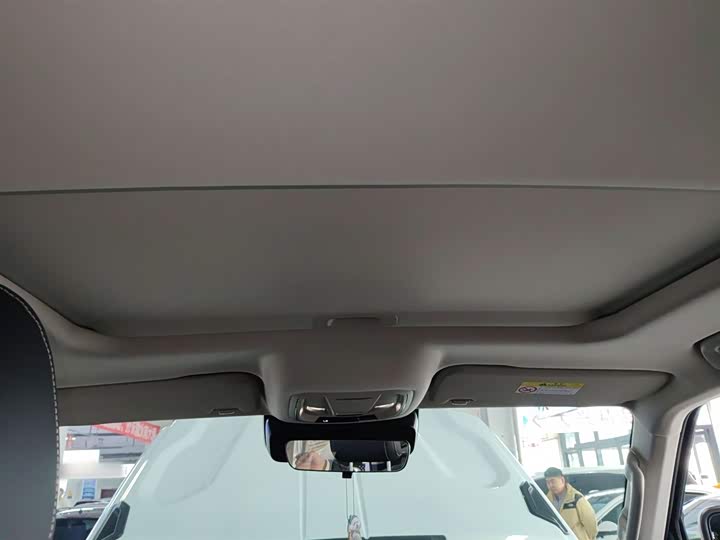 Фото 18 - Tank 300