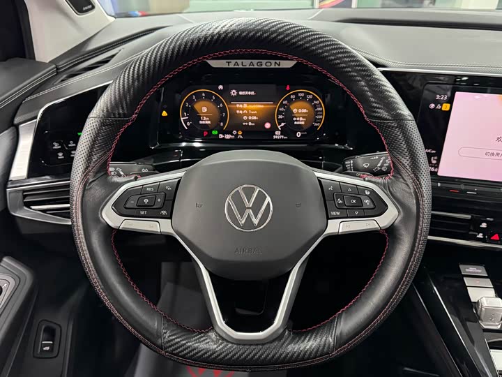 Фото 19 - Volkswagen Talagon