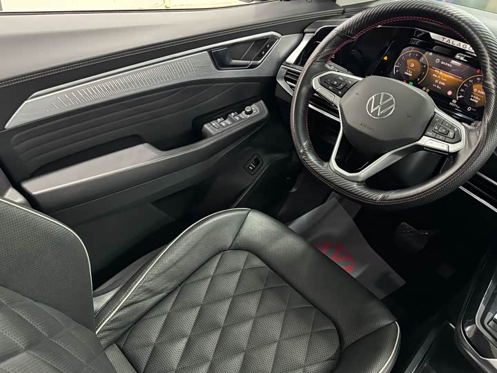 Фото 23 - Volkswagen Talagon