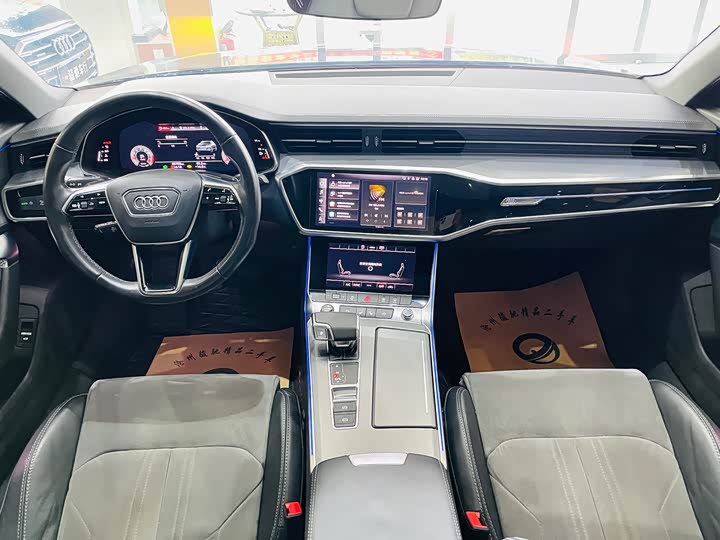 Фото 5 - Audi A6L