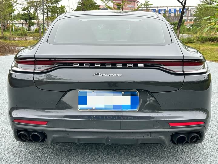 Фото 5 - Porsche Panamera