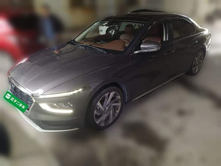 Фото 1 - Hyundai Mistra