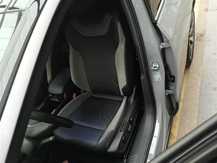 Фото 14 - Volkswagen ID.4 Crozz