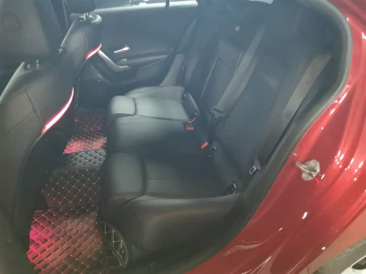 Фото 17 - Mercedes-Benz A-Class