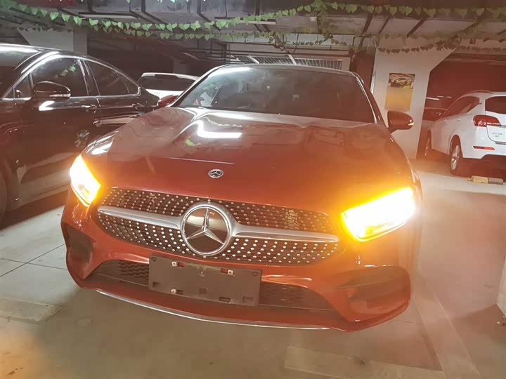 Фото 3 - Mercedes-Benz A-Class