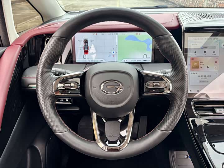 Фото 10 - GAC Trumpchi E9