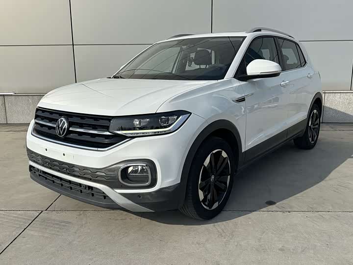 Фото 1 - Volkswagen Tacqua