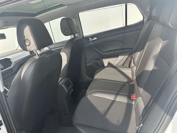 Фото 10 - Volkswagen Tacqua