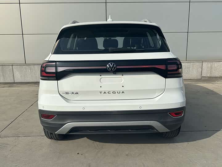 Фото 4 - Volkswagen Tacqua