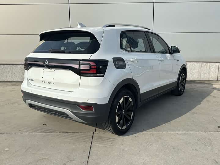 Фото 5 - Volkswagen Tacqua