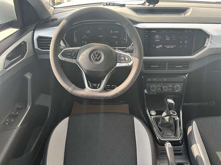 Фото 7 - Volkswagen Tacqua