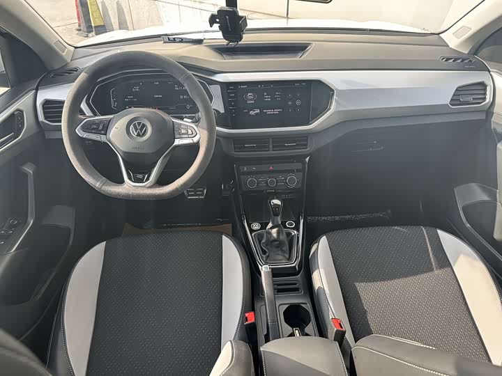 Фото 8 - Volkswagen Tacqua