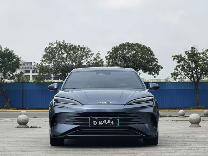 Фото 2 - BYD Seal