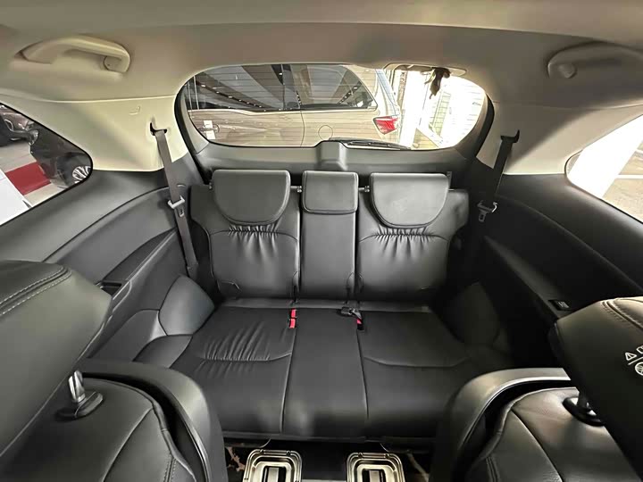 Фото 18 - Honda Elysion