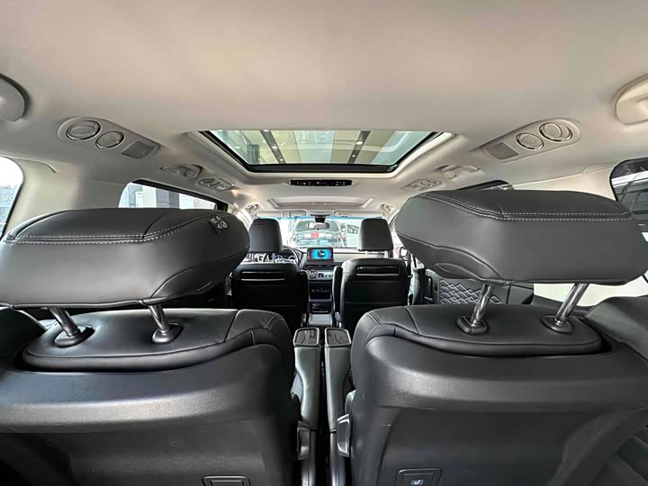 Фото 19 - Honda Elysion