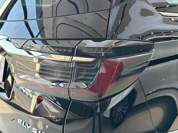 Фото 22 - Honda Elysion