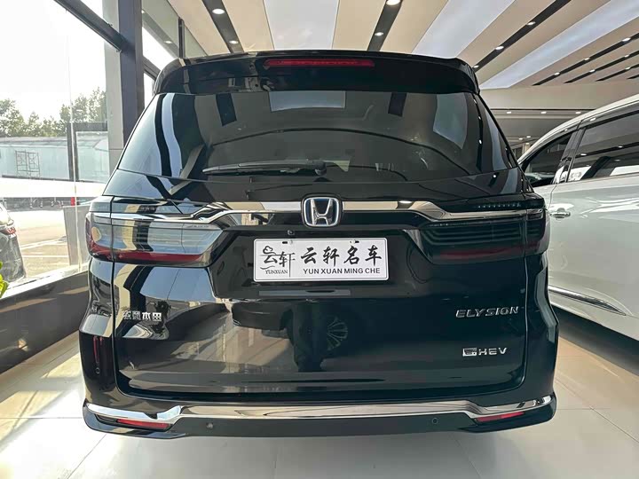 Фото 24 - Honda Elysion