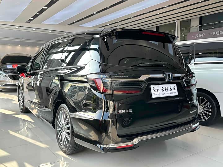 Фото 25 - Honda Elysion