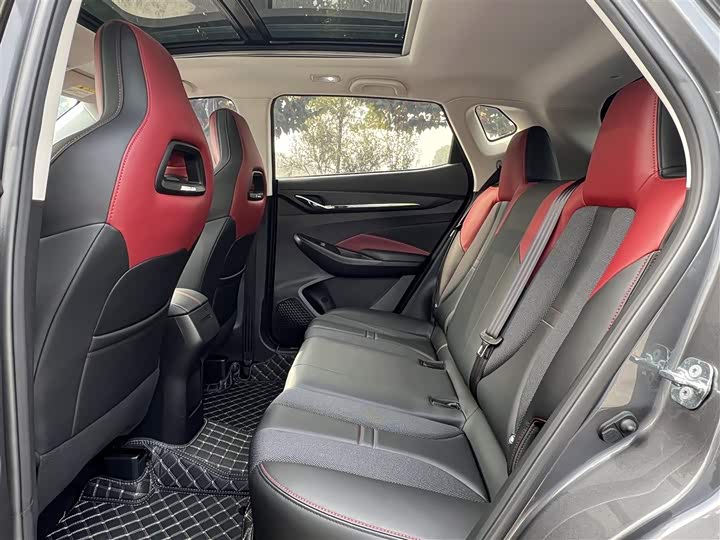 Фото 13 - Changan Oshan X5