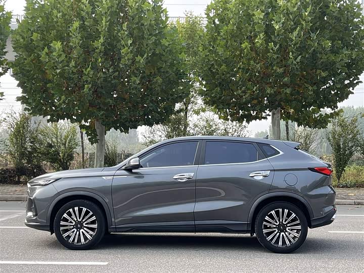 Фото 27 - Changan Oshan X5