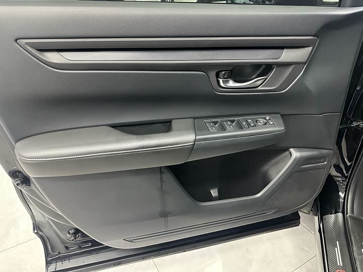 Фото 7 - Honda CR-V