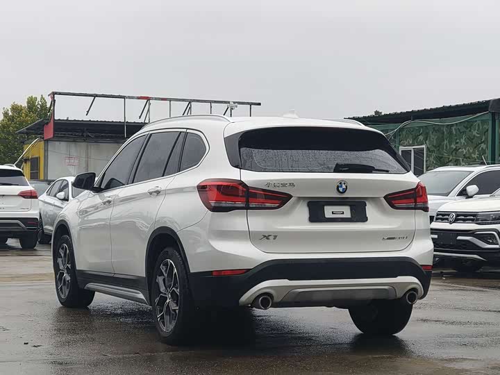 Фото 7 - BMW X1