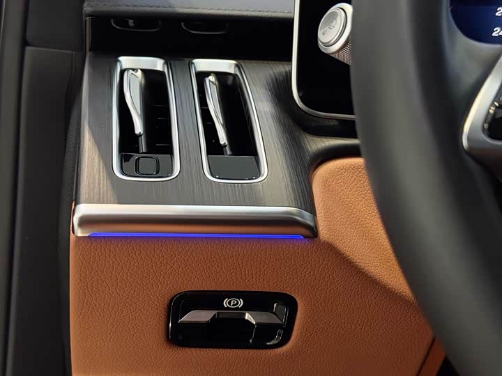 Фото 11 - Mercedes-Benz S-Class