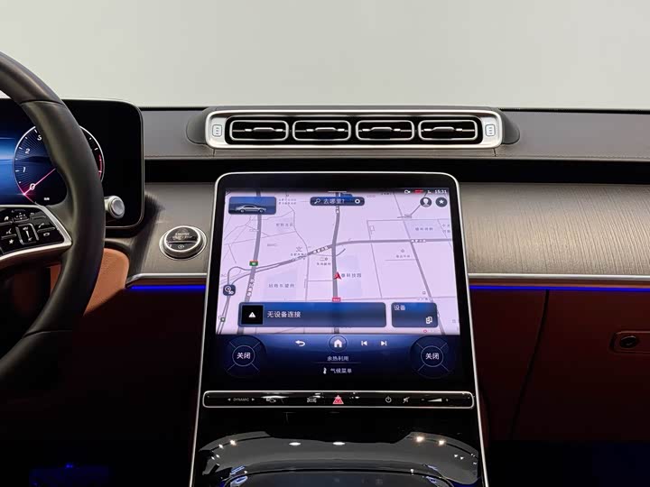 Фото 17 - Mercedes-Benz S-Class