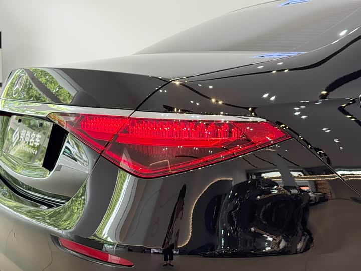 Фото 22 - Mercedes-Benz S-Class