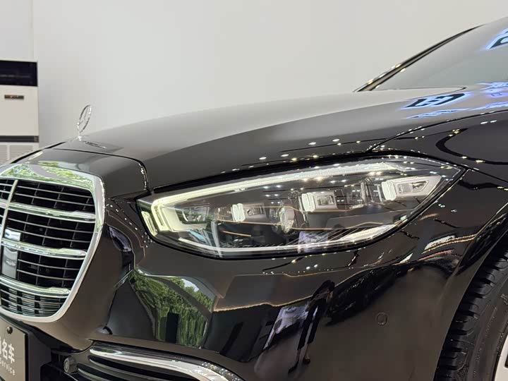 Фото 3 - Mercedes-Benz S-Class