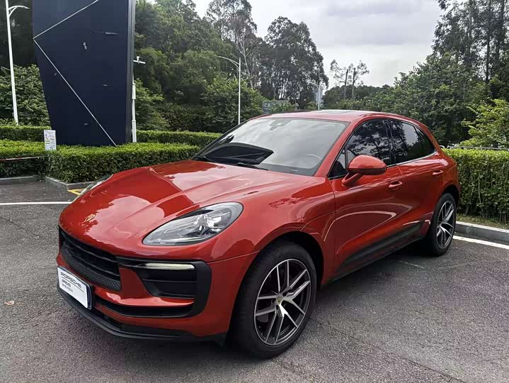 Фото 1 - Porsche Macan