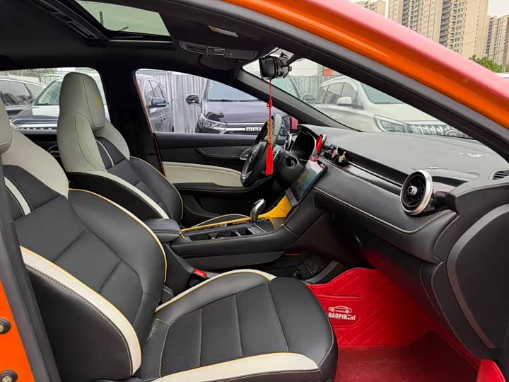 Фото 8 - MG Motor 6