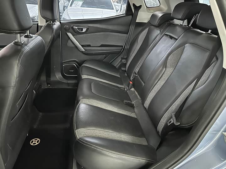 Фото 11 - Beijing EX3