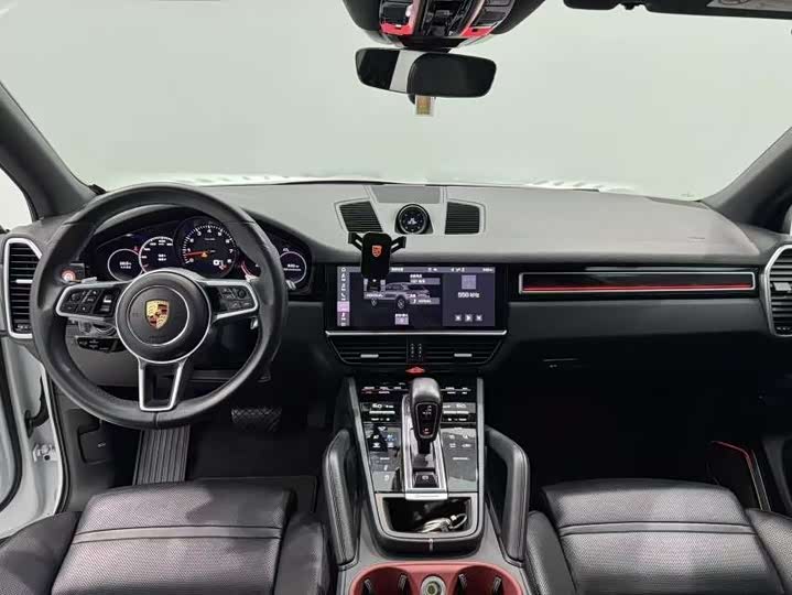 Фото 4 - Porsche Cayenne