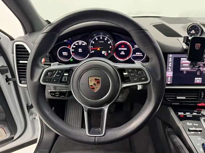 Фото 6 - Porsche Cayenne