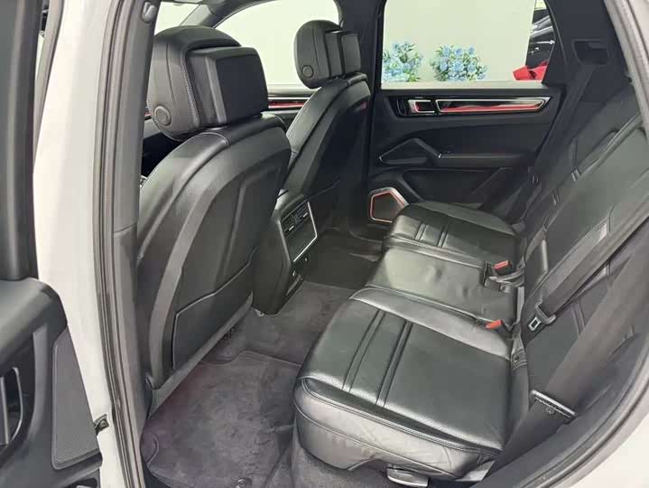 Фото 7 - Porsche Cayenne