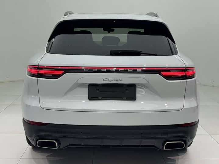 Фото 8 - Porsche Cayenne