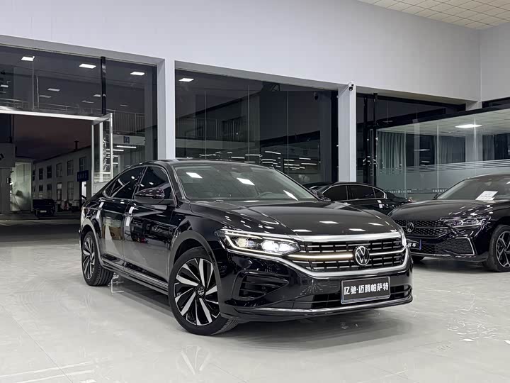 Фото 3 - Volkswagen Passat