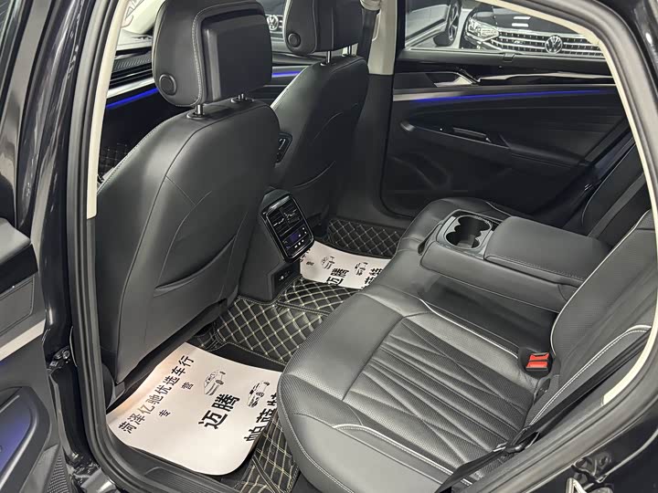 Фото 9 - Volkswagen Passat