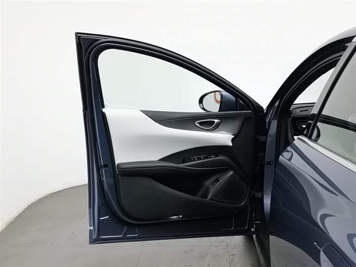 Фото 8 - BYD Seal 06 Hybrid/EV