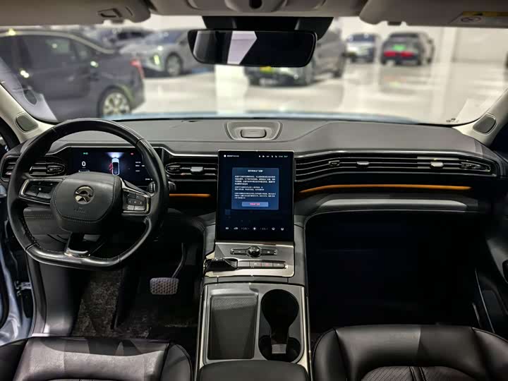 Фото 10 - Nio ES6