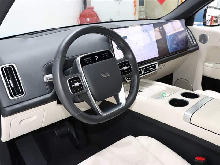 Фото 9 - LiXiang L7