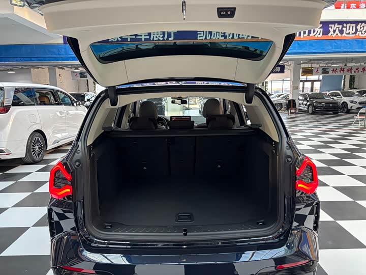 Фото 16 - BMW X3