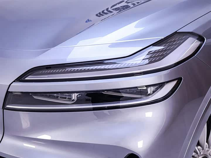 Фото 4 - Nio Onvo L90