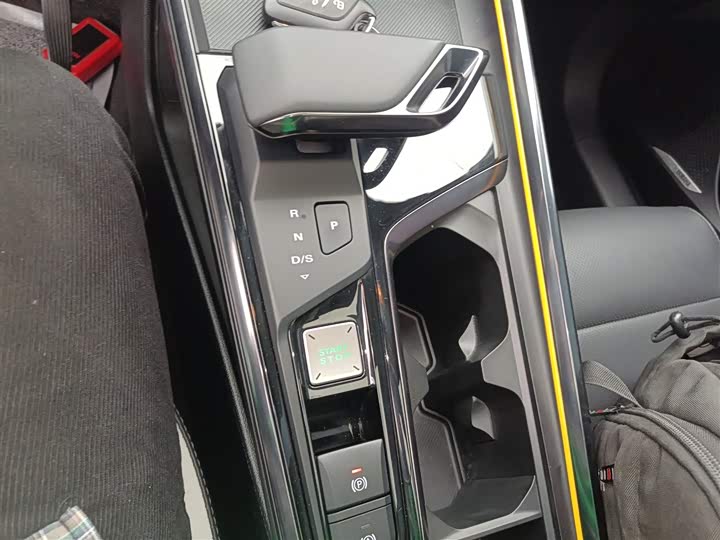 Фото 14 - MG Motor 5 Scorpio