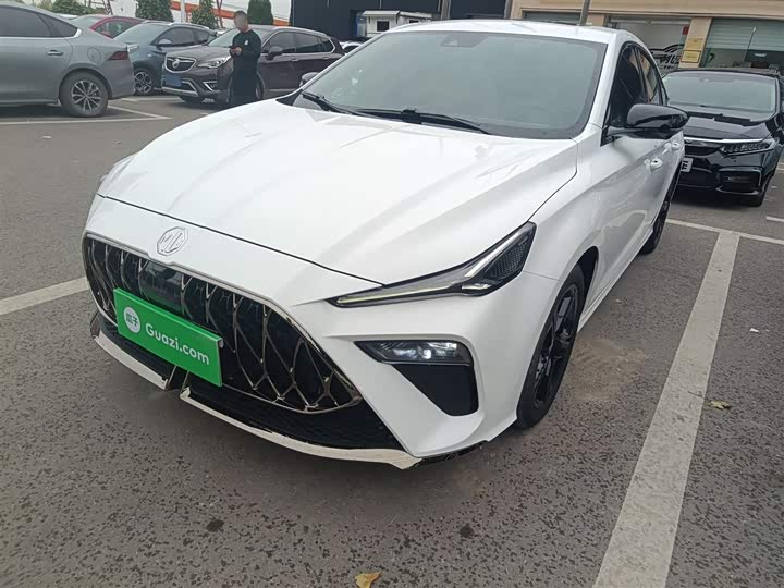 Фото 2 - MG Motor 5 Scorpio