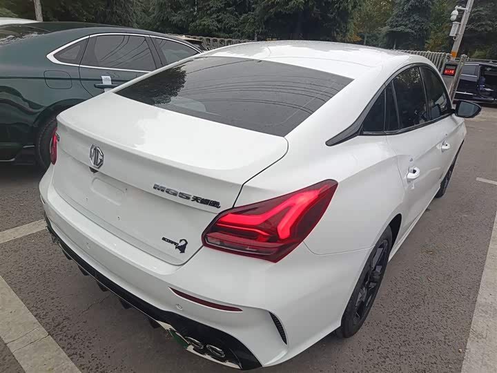 Фото 7 - MG Motor 5 Scorpio