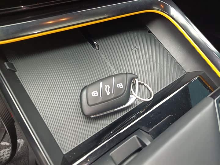 Фото 9 - MG Motor 5 Scorpio